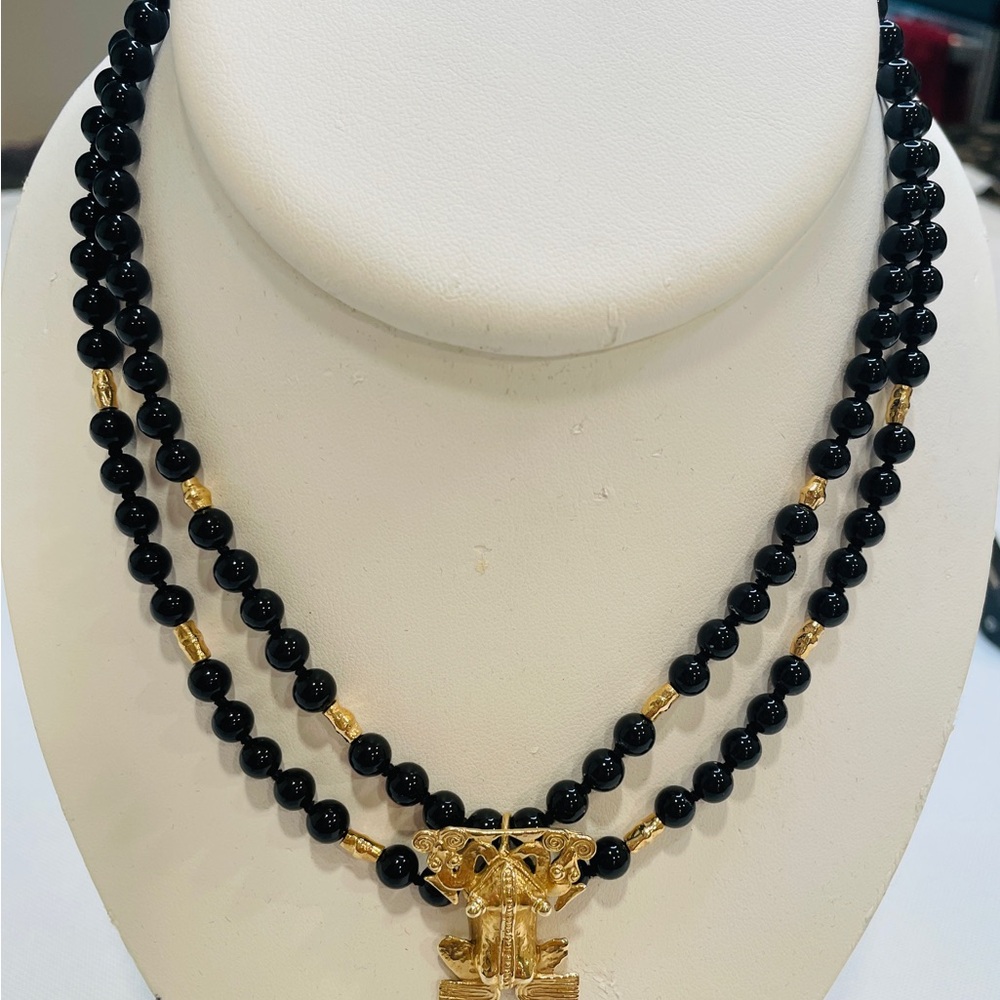 Vintage Onyx 14k Yellow Gold Frog Necklace